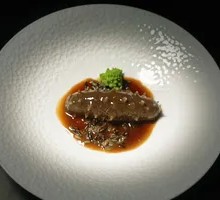 Wild Rice and Abalone Sauce Braised Dalian Sea Cucumber