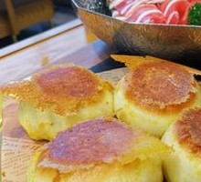 Golden Award Beef Pan-Fried Dumplings