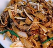 Dry-Fried Beef Rice Noodles