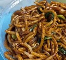 Egg and Spinach Fried Noodles