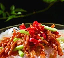 Salted Vegetable and Pork Noodles