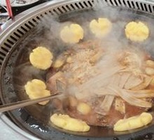 Stewed Goose in Iron Pot