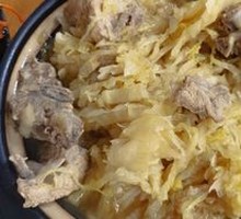 Pork Bone Stewed Northeast Cabbage