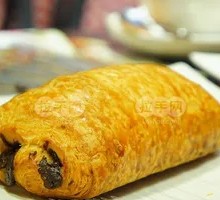 French Rich Chocolate Croissant