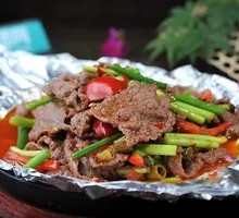 Grilled Beef on Iron Plate