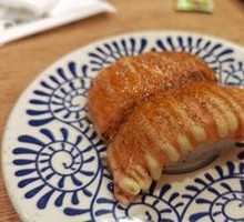 Grilled Caramelized Salmon Hand Roll