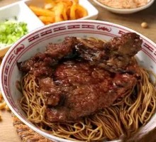 Specialty Hangzhou-style Large Pork Chop Noodles