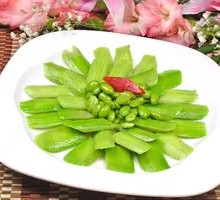Loofah and Edamame Stir-Fry