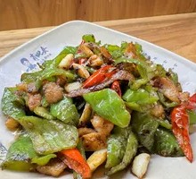 Stir-fried Pork Neck Meat