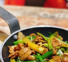 Homestyle Stir-Fried Pork