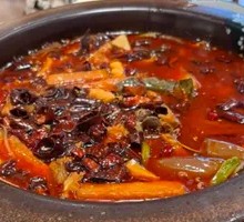Sichuan Spicy Beef Offal and Blood Duck Soup