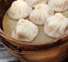 Classic Crab Roe Steamed Bun