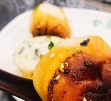 Classic Tribute Pan-Fried Dumplings