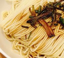 Scallion Oil Noodles