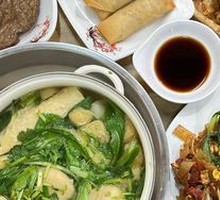 Large Dumpling Hot Pot