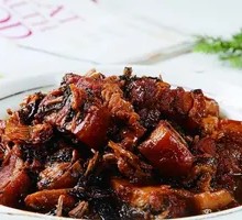 Preserved Mustard Greens Braised Pork