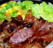 Mao豆 Stir-fried Rice with Cured Sausage