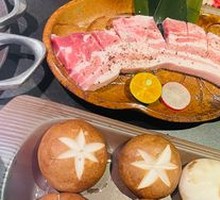 Sauce-flavored Beef Belly