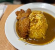 Curry Chicken Omelette Rice