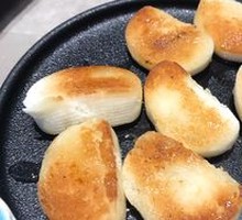 Grilled Steamed Bun Slices