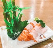 Salmon Belly Sashimi