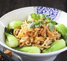 Pickled Vegetable and Pork Noodles
