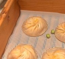 Steamed Pork and Crab Roe Dumplings