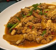 Braised Fish Roe and Fish Bladder