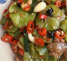 Stir-Fried Crispy Lettuce