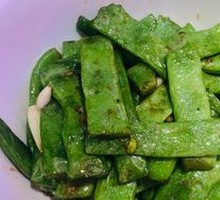 Stir-Fried Broad Beans