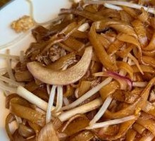 Stir-Fried Beef Rice Noodles