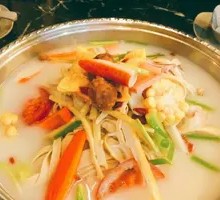 Signature Health-Benefiting Bone Pot