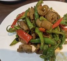 Stir-fried Donkey Skin