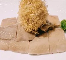 Succulent Salted Chicken with Crispy Skin