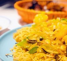Crab Roe Crispy Noodles