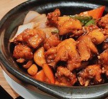 Golden Basil Roasted Three-Cup Chicken