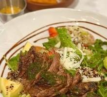 Grass-Fed Beef Salad