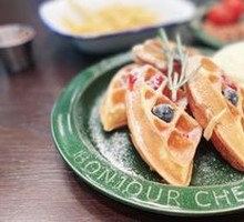 Berry Cream Waffle