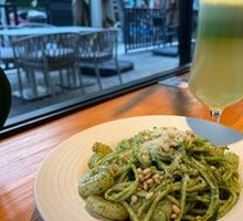 Pesto Seafood Pasta