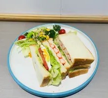 Ham and Meat Floss Sandwich with Roasted Vegetable Box and Yogurt
