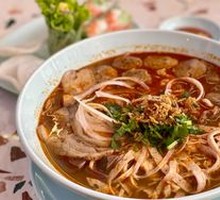 Spicy Sour Beef Noodles