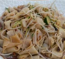 Cold-Mixed Buckwheat Noodles