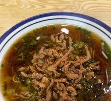 Sour Cabbage and Pork Noodles