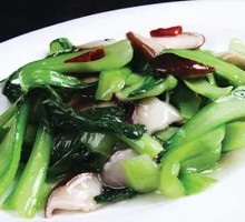 Stir-Fried Mushrooms with Greens