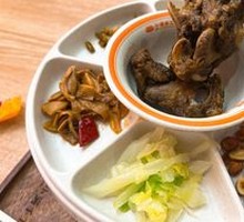 Pork Bone Meat and Lard Noodles
