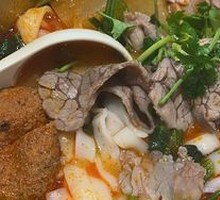 Guizhou Sour Soup Signature Beef Noodles