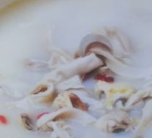 Pig's stomach chicken soup