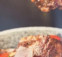 Stone Pot Beef Bone Dish