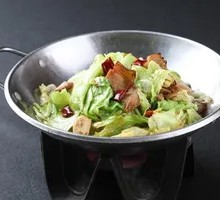 Spicy Stir-Fried Cabbage