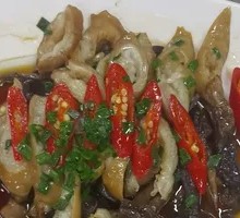 Scallion Oil Steamed Pig Intestines